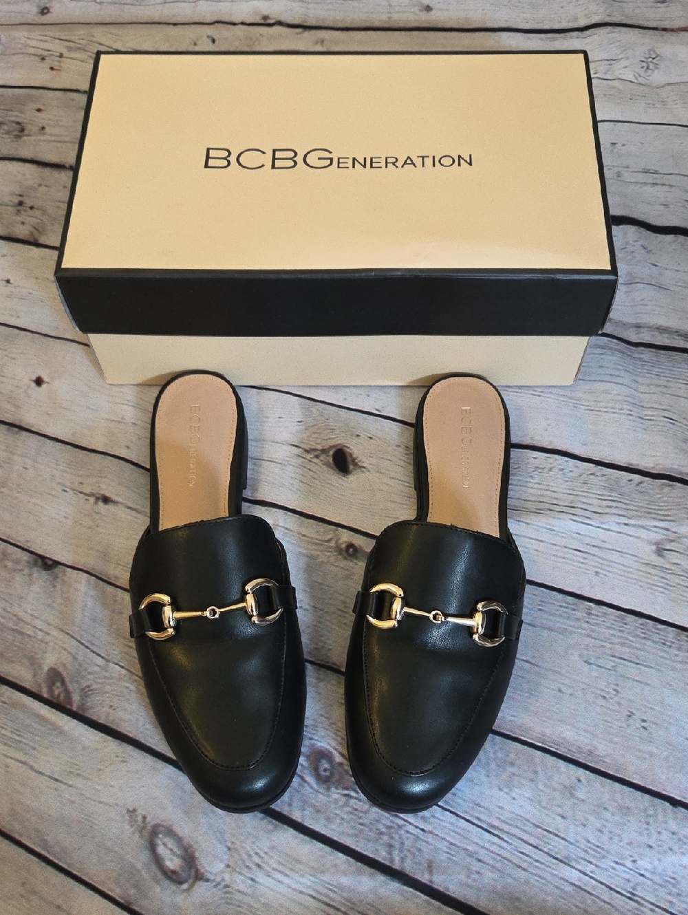 BCBGeneration Zorie Mule Size 9